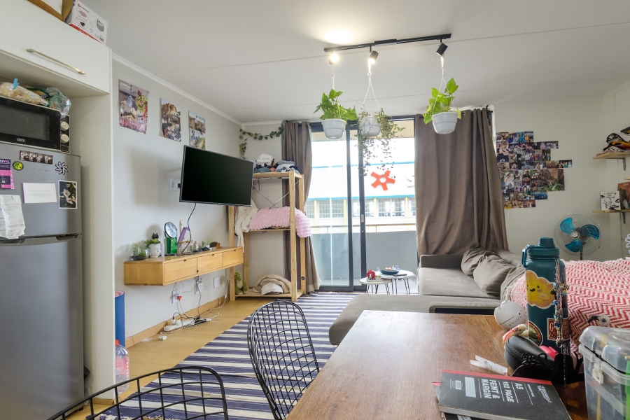 1 Bedroom Property for Sale in Woodstock Western Cape